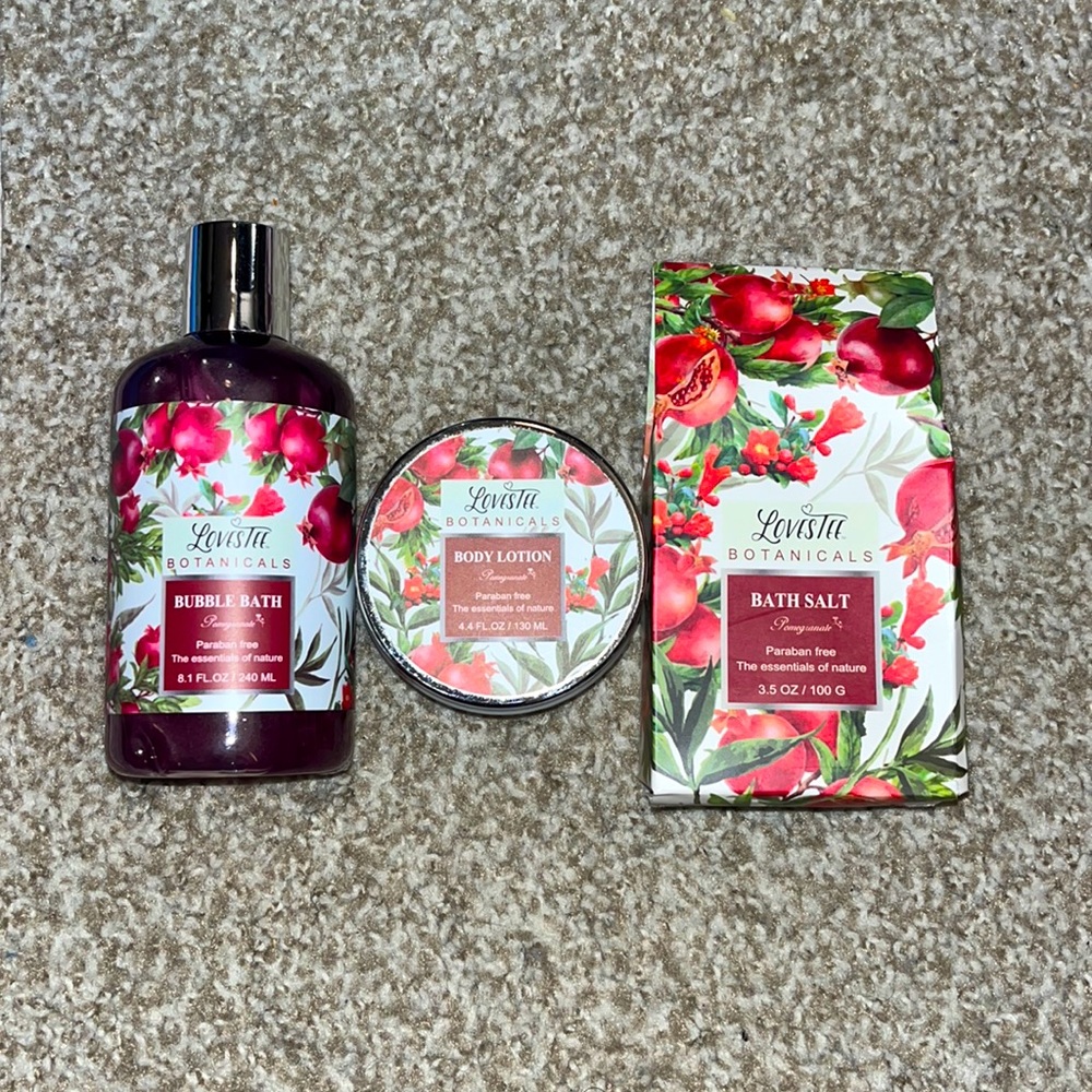 Pomegranate Bath and Body Care Set